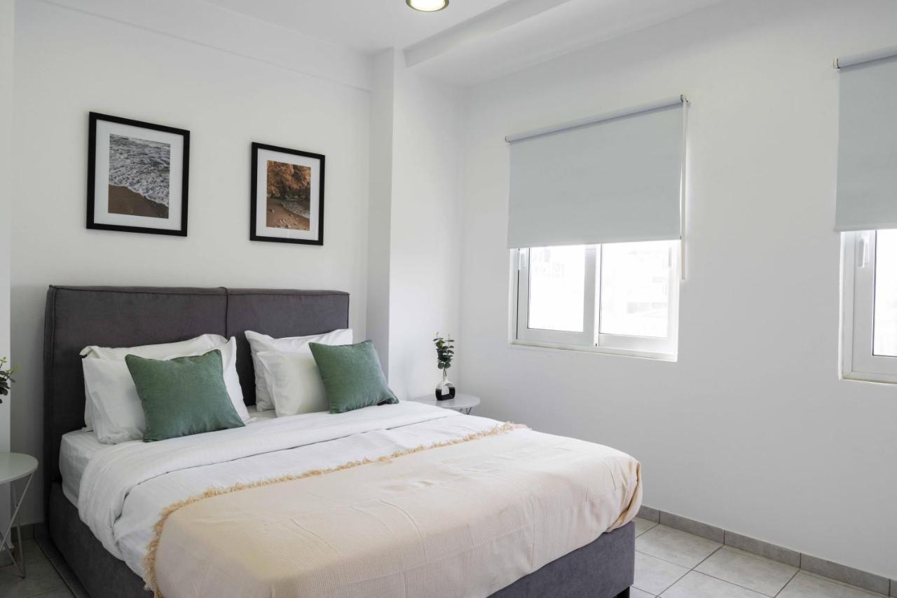 Phaedrus Living: View Flat Appartement