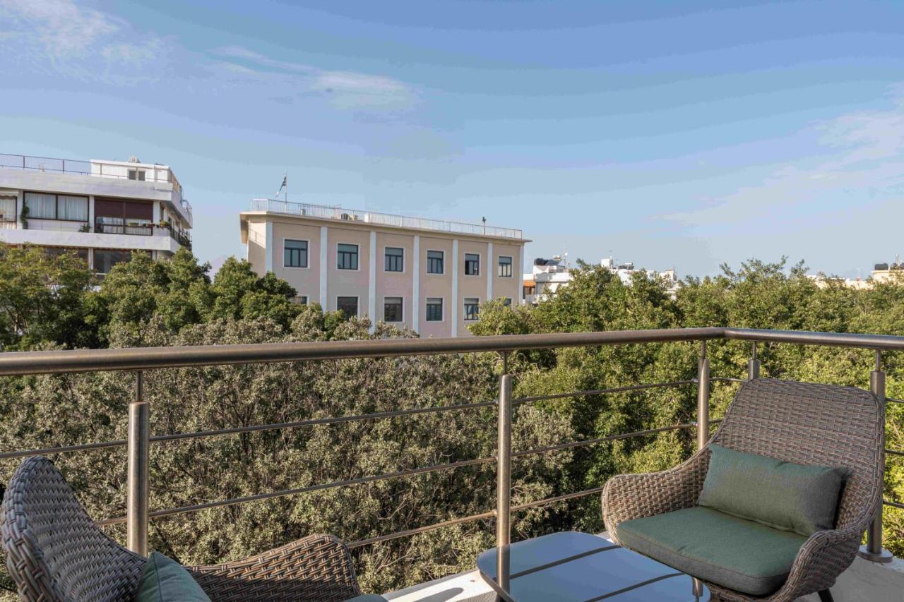 Phaedrus Living: View Flat Appartement *